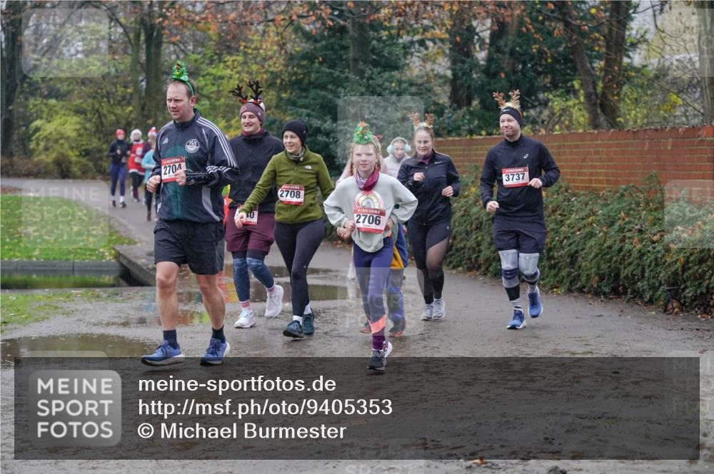 07.12.2025 - St. Pauli X-Mass-Run No. 15 Michael Burmester http://msf.ph/oto/9405353 07.12.2025 11:08:16 Laufen 2704, 2708, 2706, 3737 meine-sportfotos.de