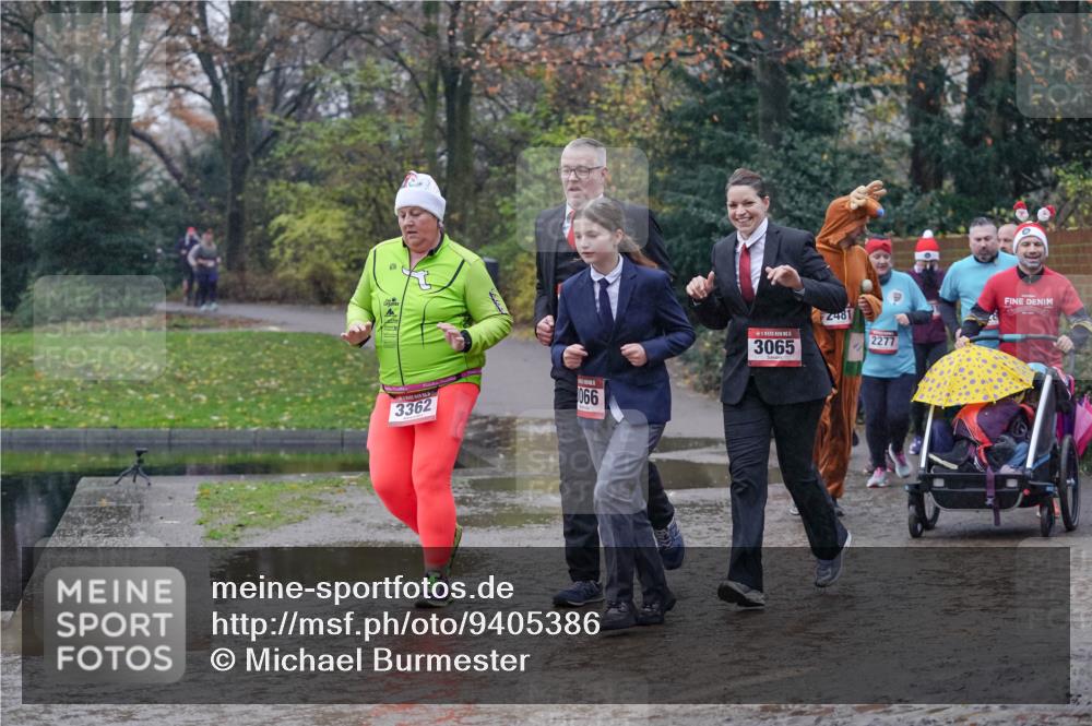 07.12.2025 - St. Pauli X-Mass-Run No. 15 Michael Burmester http://msf.ph/oto/9405386 07.12.2025 11:08:25 Laufen 3362, 066, 3065, 2481, 2277 meine-sportfotos.de