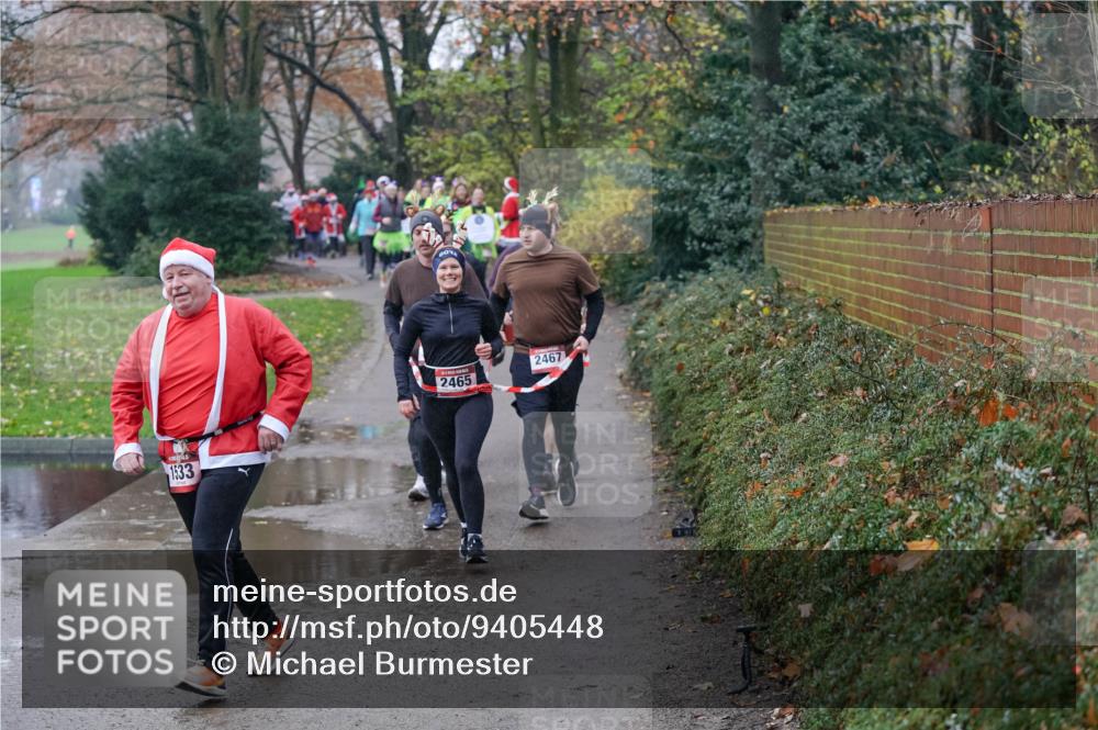 07.12.2025 - St. Pauli X-Mass-Run No. 15 Michael Burmester http://msf.ph/oto/9405448 07.12.2025 11:08:53 Laufen 1533, 2465, 2467 meine-sportfotos.de