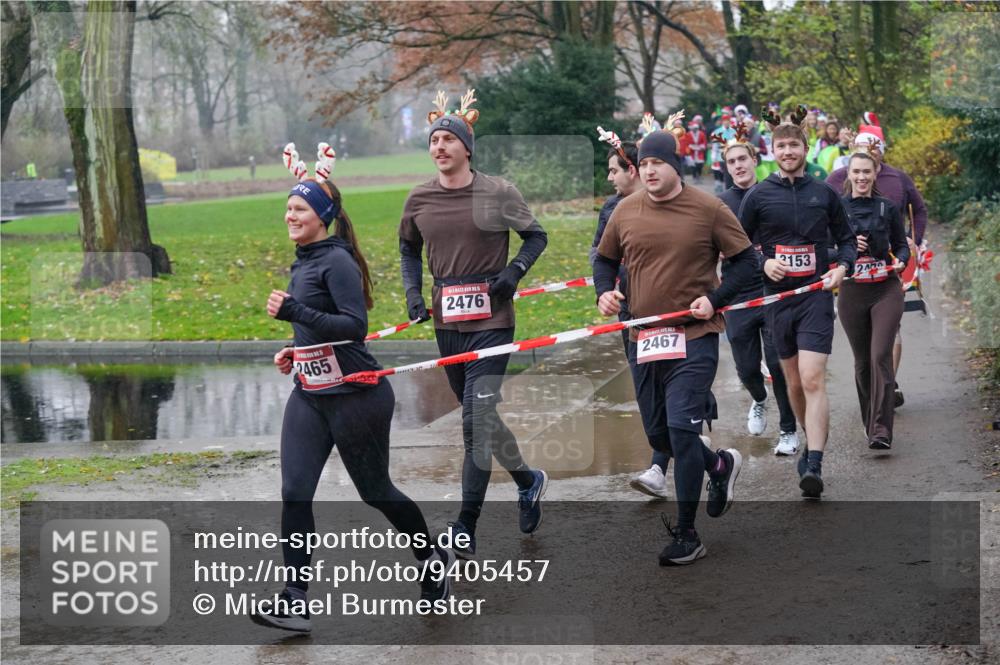 07.12.2025 - St. Pauli X-Mass-Run No. 15 Michael Burmester http://msf.ph/oto/9405457 07.12.2025 11:08:55 Laufen 2465, 2476, 2467, 3153 meine-sportfotos.de