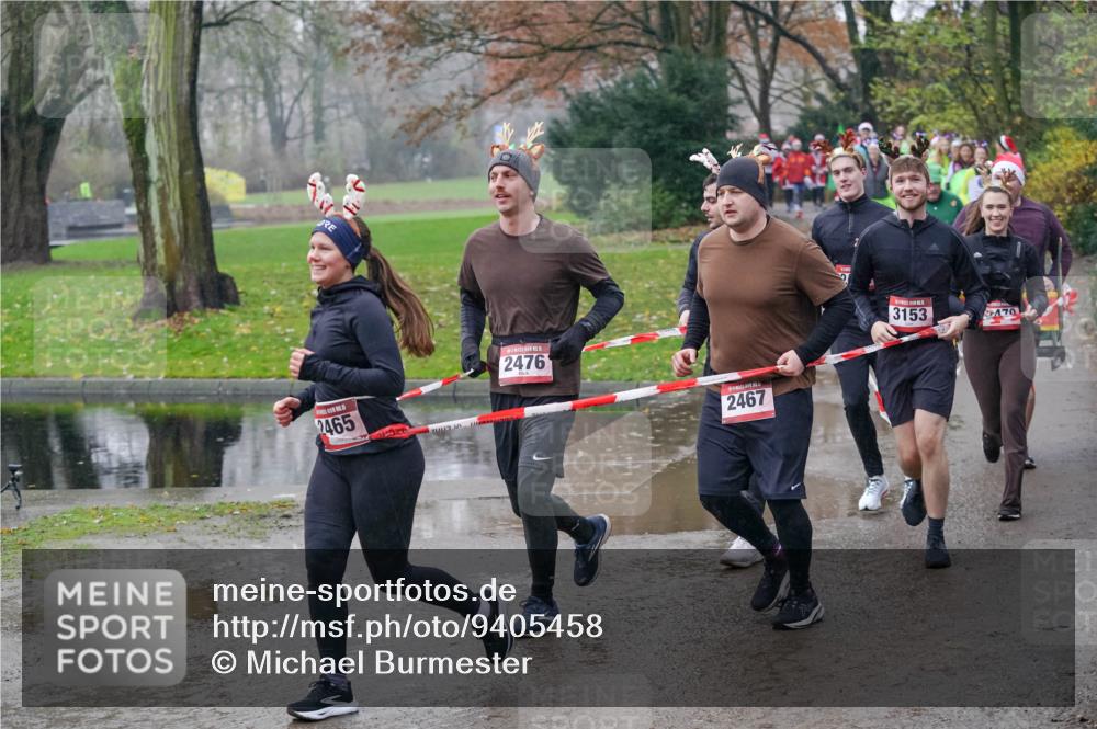 07.12.2025 - St. Pauli X-Mass-Run No. 15 Michael Burmester http://msf.ph/oto/9405458 07.12.2025 11:08:55 Laufen 2465, 2476, 2467, 3153, 470 meine-sportfotos.de