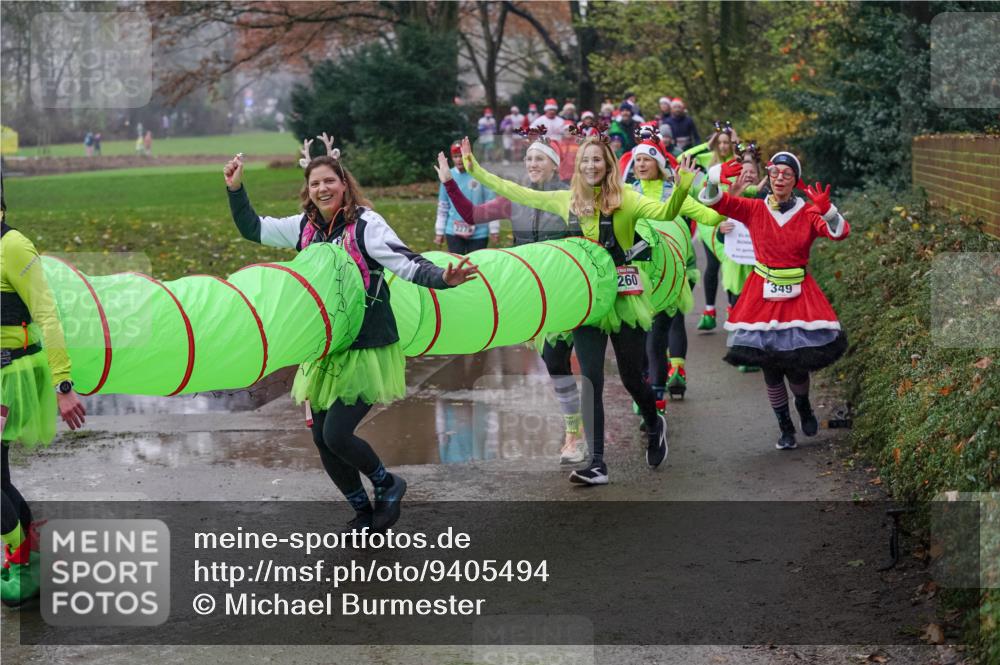 07.12.2025 - St. Pauli X-Mass-Run No. 15 Michael Burmester http://msf.ph/oto/9405494 07.12.2025 11:09:05 Laufen 260, 349 meine-sportfotos.de