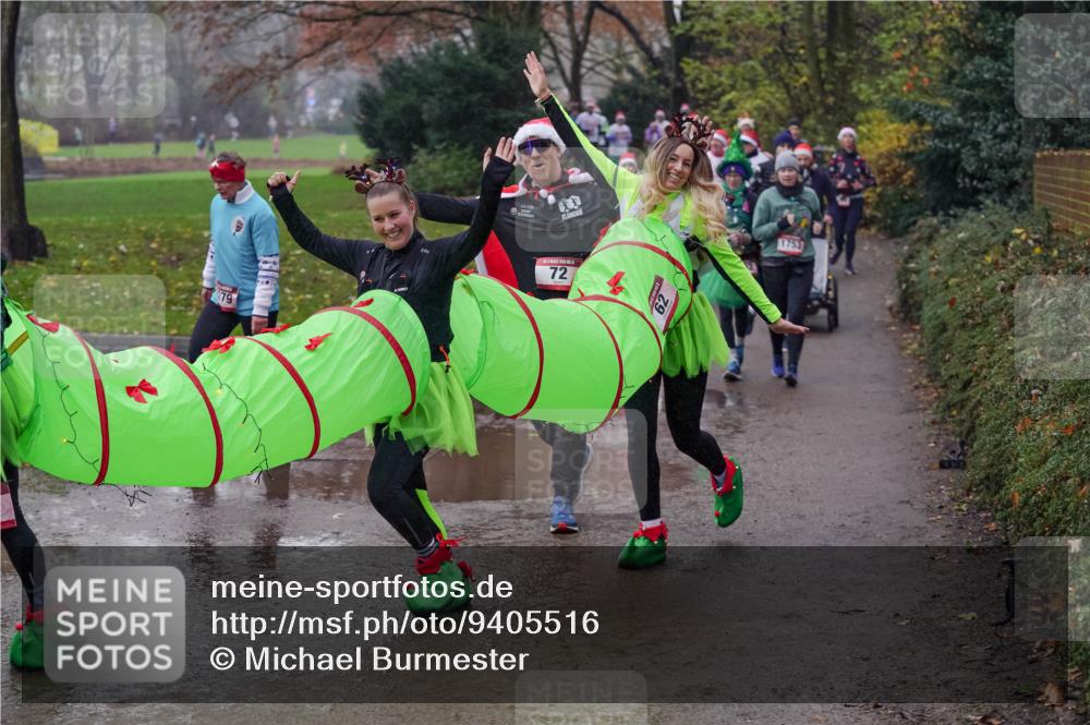 07.12.2025 - St. Pauli X-Mass-Run No. 15 Michael Burmester http://msf.ph/oto/9405516 07.12.2025 11:09:09 Laufen 79, 72, 1753 meine-sportfotos.de