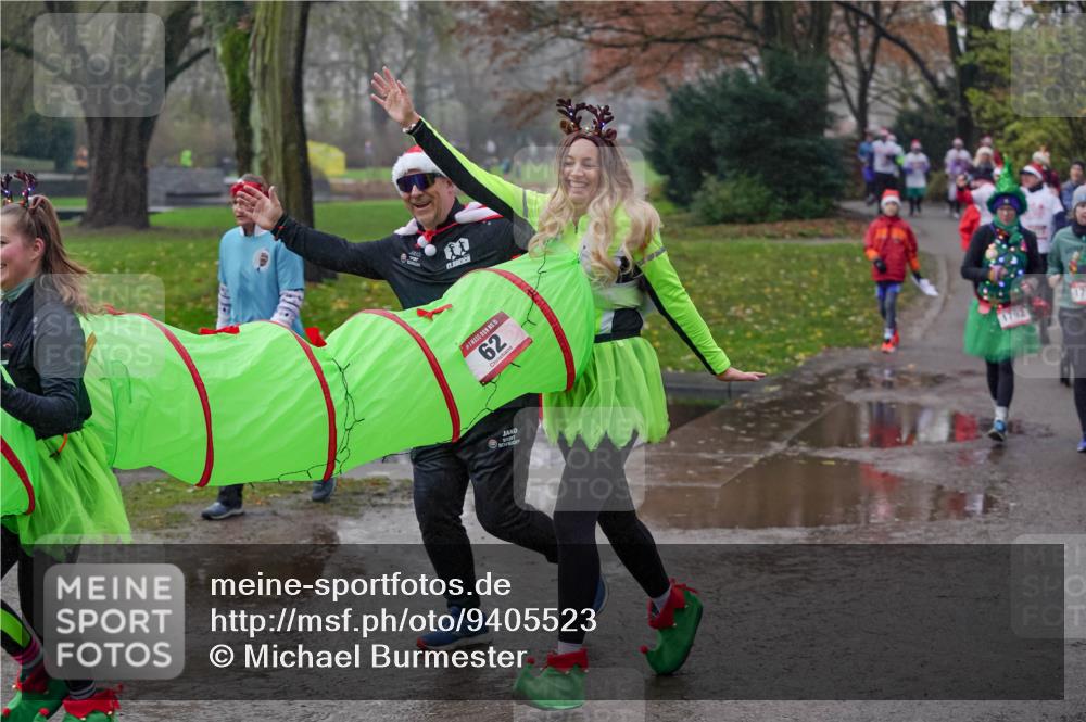 07.12.2025 - St. Pauli X-Mass-Run No. 15 Michael Burmester http://msf.ph/oto/9405523 07.12.2025 11:09:10 Laufen 15, 62, 1792 meine-sportfotos.de