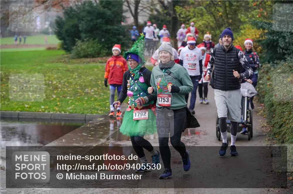 07.12.2025 - St. Pauli X-Mass-Run No. 15 Michael Burmester http://msf.ph/oto/9405530 07.12.2025 11:09:12 Laufen 1792, 15, 1753, 4823 meine-sportfotos.de
