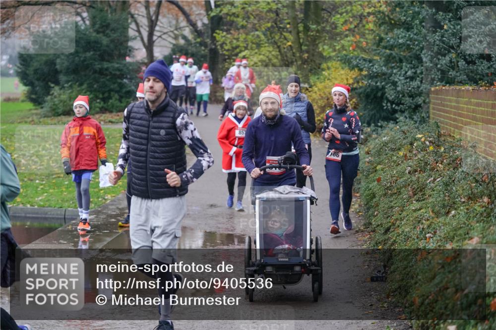 07.12.2025 - St. Pauli X-Mass-Run No. 15 Michael Burmester http://msf.ph/oto/9405536 07.12.2025 11:09:14 Laufen 857, 166 meine-sportfotos.de