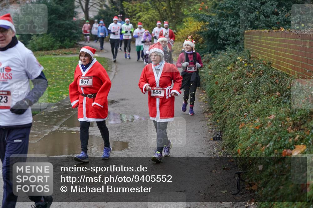 07.12.2025 - St. Pauli X-Mass-Run No. 15 Michael Burmester http://msf.ph/oto/9405552 07.12.2025 11:09:19 Laufen 23, 5, 857, 544, 2010 meine-sportfotos.de
