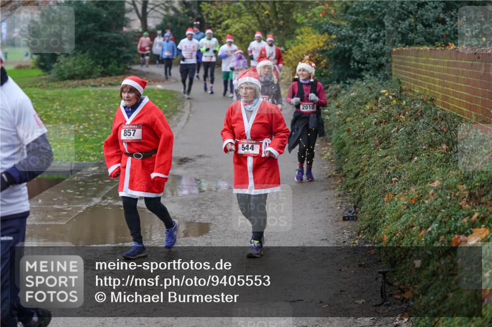 07.12.2025 - St. Pauli X-Mass-Run No. 15 Michael Burmester http://msf.ph/oto/9405553 07.12.2025 11:09:19 Laufen 15, 857, 544, 2010 meine-sportfotos.de