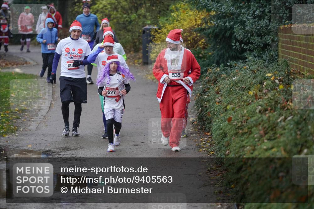 07.12.2025 - St. Pauli X-Mass-Run No. 15 Michael Burmester http://msf.ph/oto/9405563 07.12.2025 11:09:24 Laufen 1604, 527, 535 meine-sportfotos.de