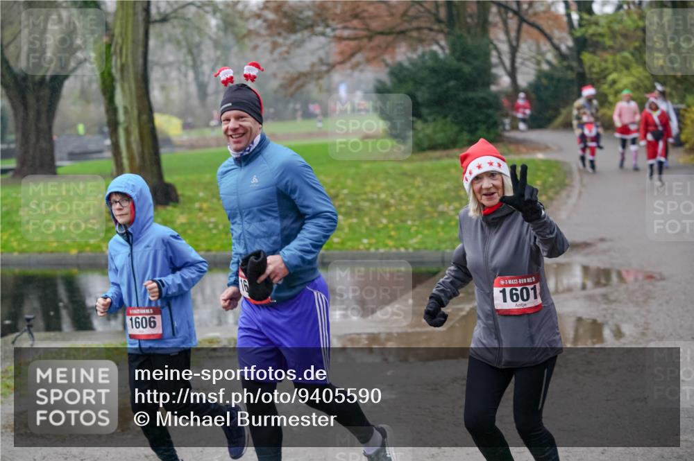 07.12.2025 - St. Pauli X-Mass-Run No. 15 Michael Burmester http://msf.ph/oto/9405590 07.12.2025 11:09:36 Laufen 1606, 5, 1601 meine-sportfotos.de