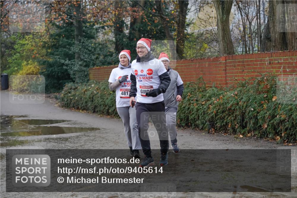 07.12.2025 - St. Pauli X-Mass-Run No. 15 Michael Burmester http://msf.ph/oto/9405614 07.12.2025 11:11:03 Laufen 4817, 5 meine-sportfotos.de