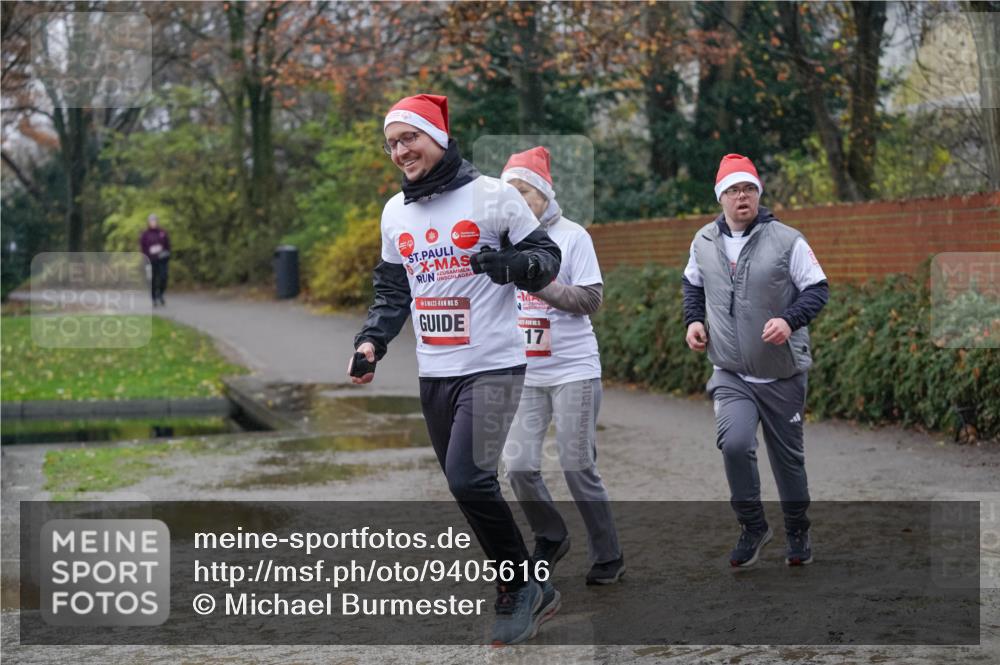 07.12.2025 - St. Pauli X-Mass-Run No. 15 Michael Burmester http://msf.ph/oto/9405616 07.12.2025 11:11:04 Laufen 15, 17 meine-sportfotos.de