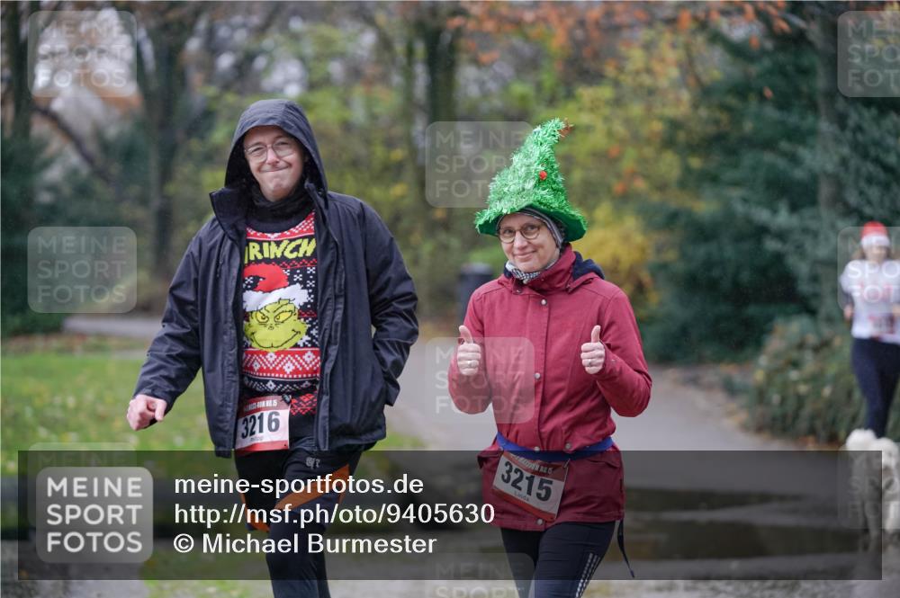 07.12.2025 - St. Pauli X-Mass-Run No. 15 Michael Burmester http://msf.ph/oto/9405630 07.12.2025 11:11:55 Laufen 15, 3216, 15, 3215 meine-sportfotos.de