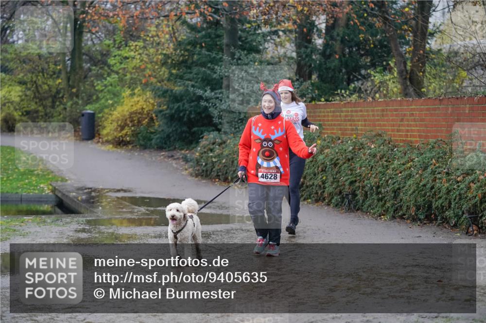 07.12.2025 - St. Pauli X-Mass-Run No. 15 Michael Burmester http://msf.ph/oto/9405635 07.12.2025 11:11:57 Laufen 00, 4628 meine-sportfotos.de