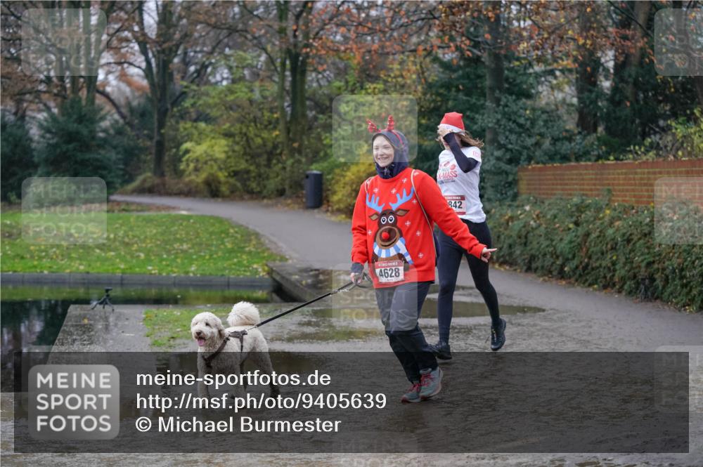 07.12.2025 - St. Pauli X-Mass-Run No. 15 Michael Burmester http://msf.ph/oto/9405639 07.12.2025 11:11:58 Laufen 00, 842, 4628 meine-sportfotos.de