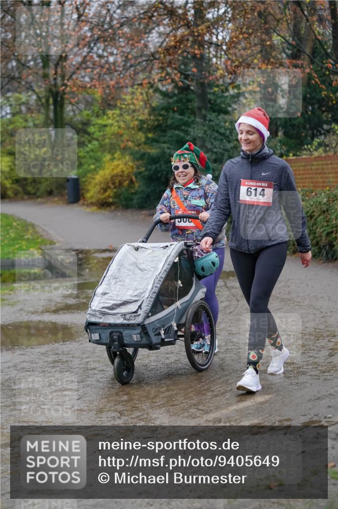 07.12.2025 - St. Pauli X-Mass-Run No. 15 Michael Burmester http://msf.ph/oto/9405649 07.12.2025 11:13:02 Laufen 5, 614 meine-sportfotos.de