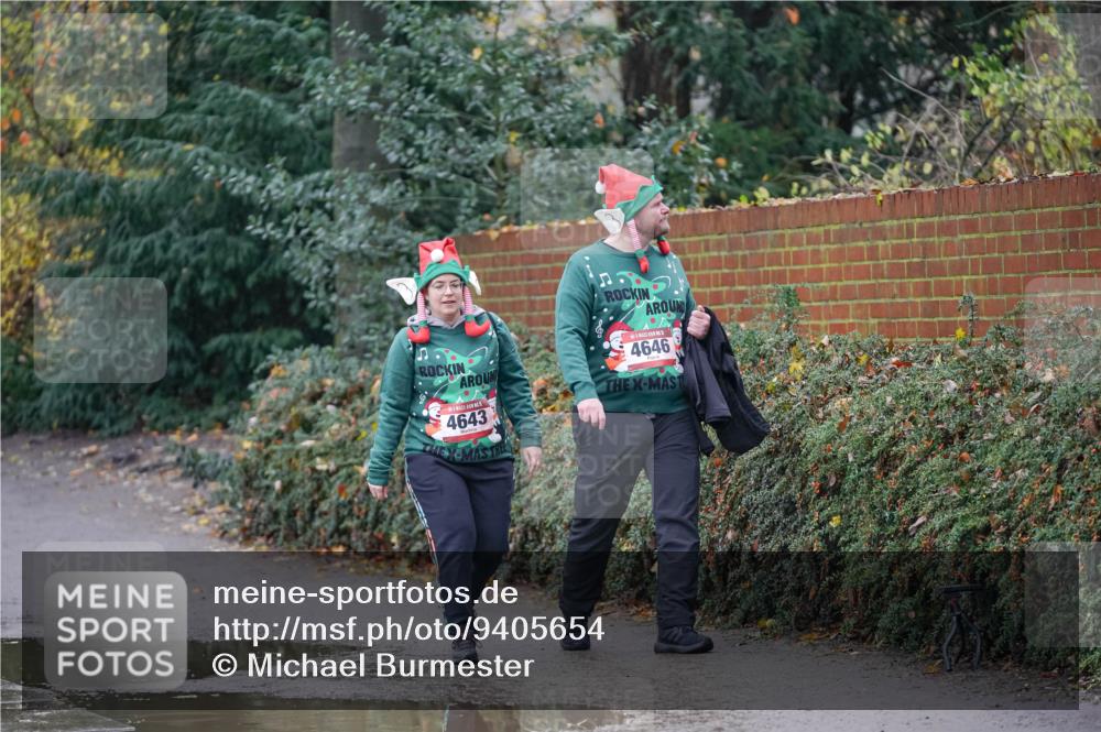 07.12.2025 - St. Pauli X-Mass-Run No. 15 Michael Burmester http://msf.ph/oto/9405654 07.12.2025 11:13:25 Laufen 4643, 4646 meine-sportfotos.de