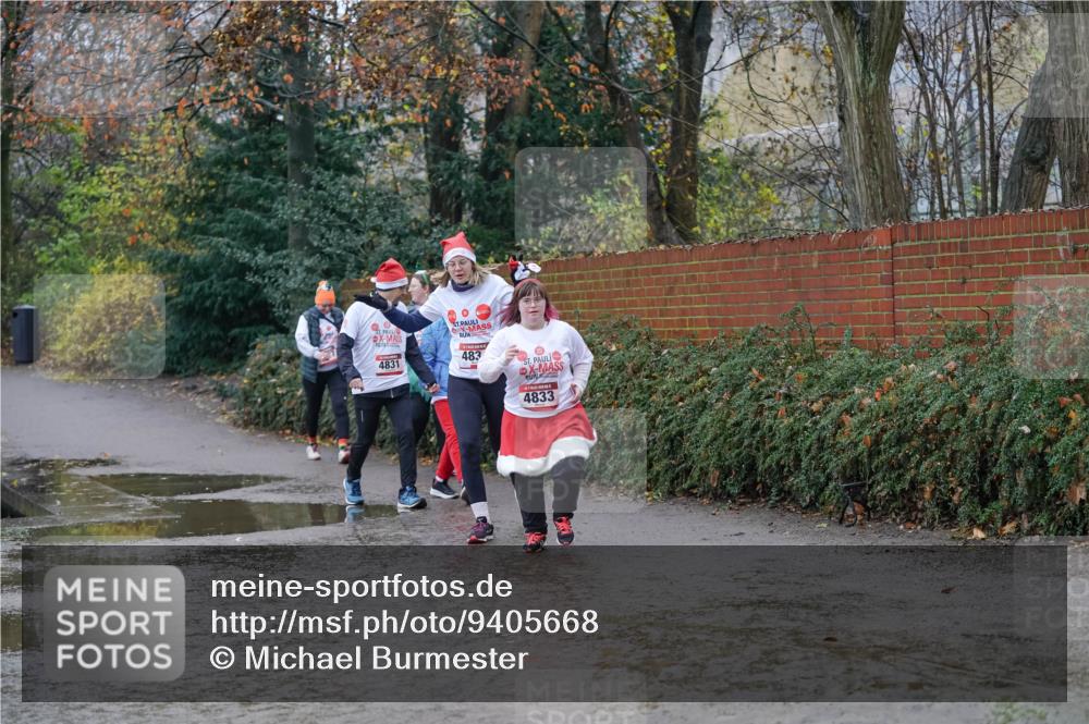 07.12.2025 - St. Pauli X-Mass-Run No. 15 Michael Burmester http://msf.ph/oto/9405668 07.12.2025 11:15:22 Laufen 4831, 483, 4833 meine-sportfotos.de