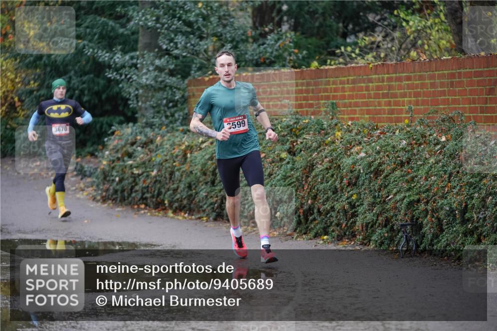 07.12.2025 - St. Pauli X-Mass-Run No. 15 Michael Burmester http://msf.ph/oto/9405689 07.12.2025 11:16:45 Laufen 3670, 2599 meine-sportfotos.de