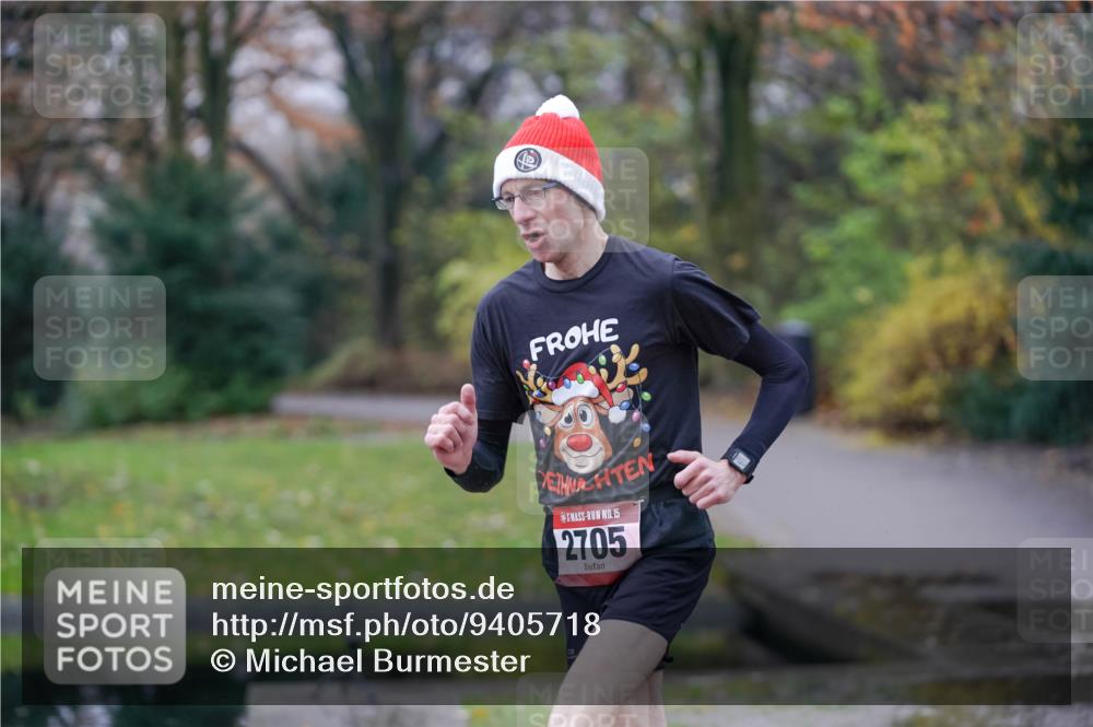 07.12.2025 - St. Pauli X-Mass-Run No. 15 Michael Burmester http://msf.ph/oto/9405718 07.12.2025 11:17:26 Laufen 15, 2705 meine-sportfotos.de