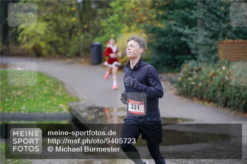 07.12.2025 - St. Pauli X-Mass-Run No. 15 Michael Burmester http://msf.ph/oto/9405723 07.12.2025 11:17:42 Laufen 15, 331 meine-sportfotos.de