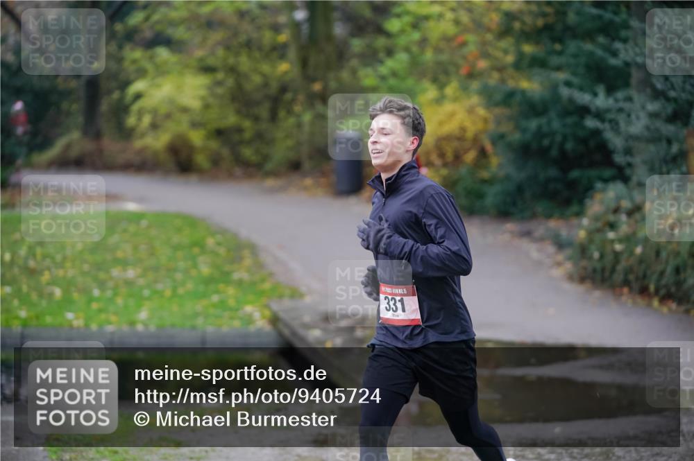 07.12.2025 - St. Pauli X-Mass-Run No. 15 Michael Burmester http://msf.ph/oto/9405724 07.12.2025 11:17:42 Laufen 15, 331 meine-sportfotos.de