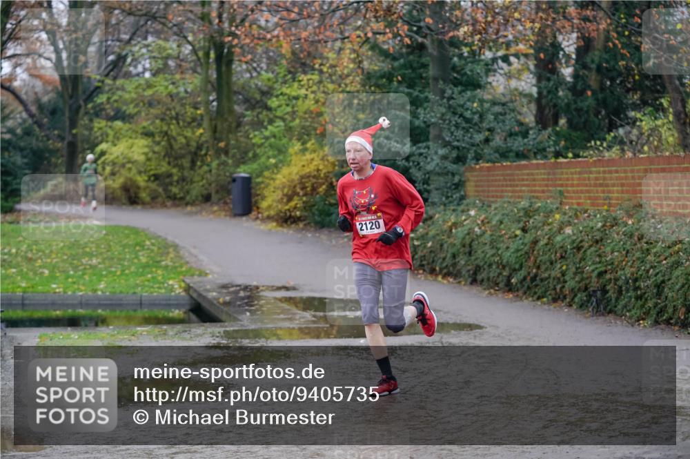 07.12.2025 - St. Pauli X-Mass-Run No. 15 Michael Burmester http://msf.ph/oto/9405735 07.12.2025 11:17:54 Laufen 2120 meine-sportfotos.de