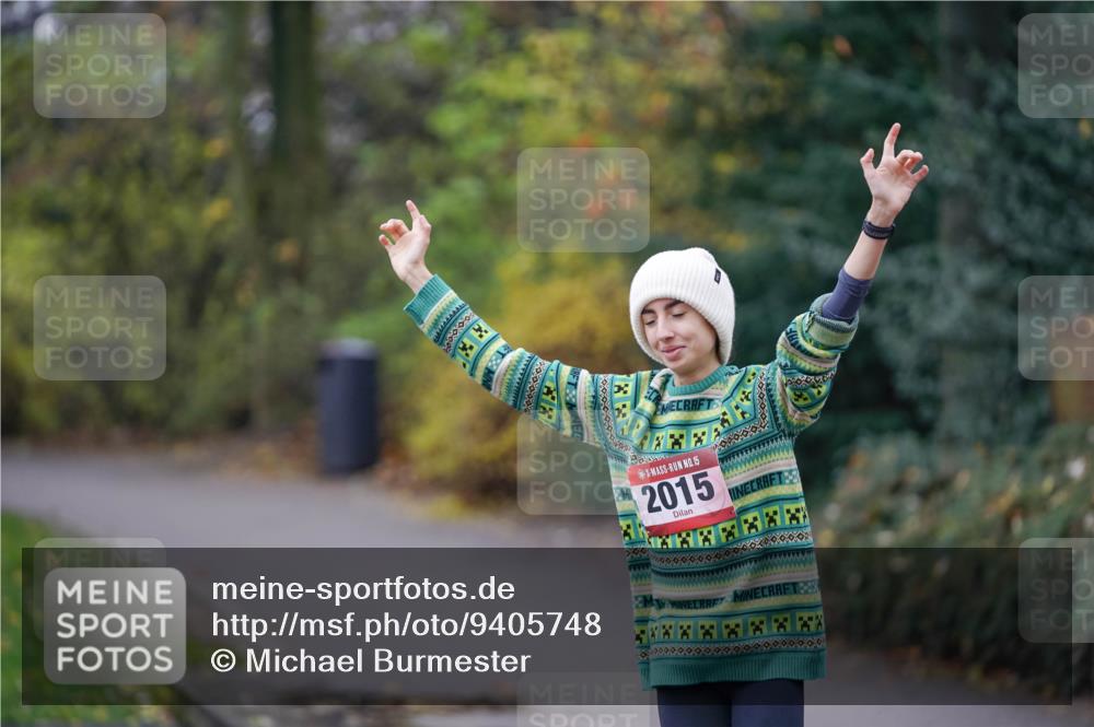 07.12.2025 - St. Pauli X-Mass-Run No. 15 Michael Burmester http://msf.ph/oto/9405748 07.12.2025 11:18:04 Laufen 15, 2015 meine-sportfotos.de