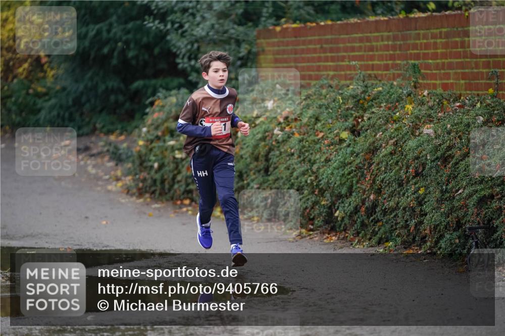 07.12.2025 - St. Pauli X-Mass-Run No. 15 Michael Burmester http://msf.ph/oto/9405766 07.12.2025 11:18:29 Laufen  meine-sportfotos.de