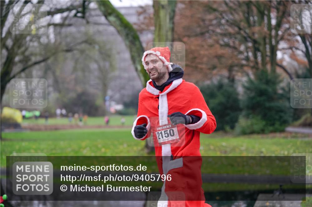 07.12.2025 - St. Pauli X-Mass-Run No. 15 Michael Burmester http://msf.ph/oto/9405796 07.12.2025 11:18:42 Laufen 15, 2150 meine-sportfotos.de