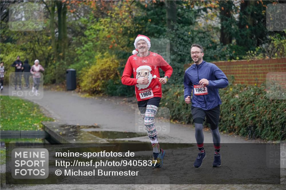 07.12.2025 - St. Pauli X-Mass-Run No. 15 Michael Burmester http://msf.ph/oto/9405837 07.12.2025 11:19:25 Laufen 5, 1960, 1962 meine-sportfotos.de
