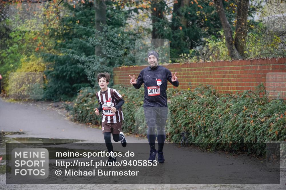 07.12.2025 - St. Pauli X-Mass-Run No. 15 Michael Burmester http://msf.ph/oto/9405853 07.12.2025 11:19:35 Laufen 3612, 3610 meine-sportfotos.de