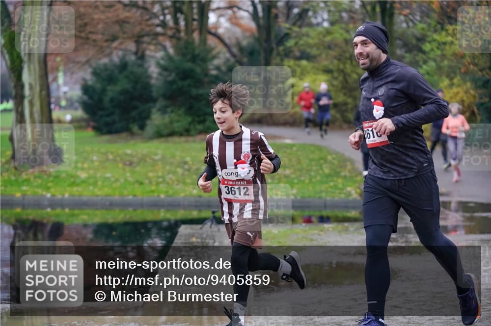 07.12.2025 - St. Pauli X-Mass-Run No. 15 Michael Burmester http://msf.ph/oto/9405859 07.12.2025 11:19:37 Laufen 15, 3612, 361 meine-sportfotos.de