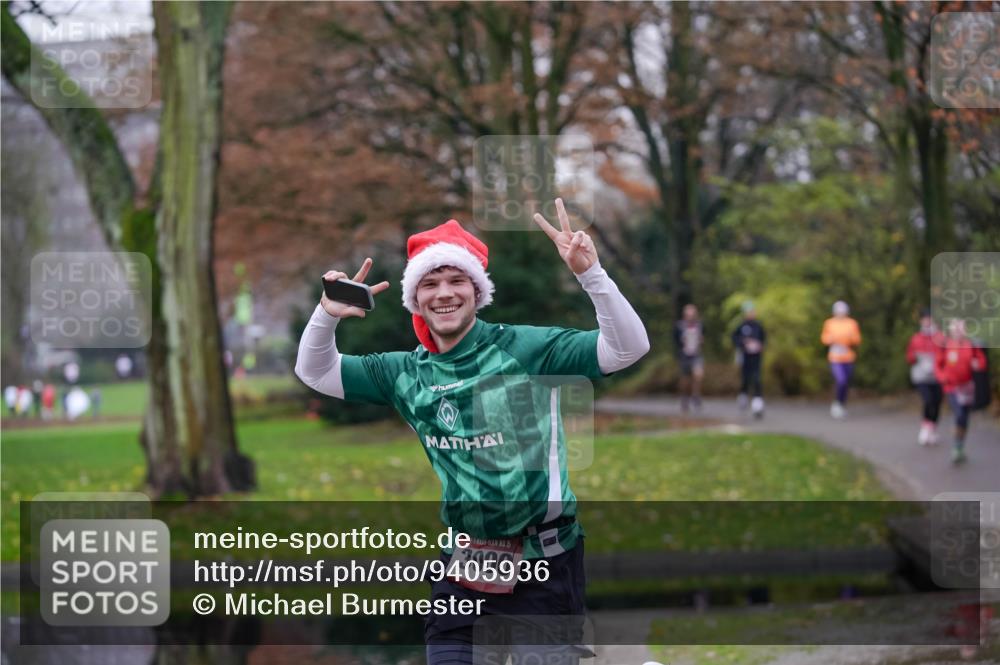 07.12.2025 - St. Pauli X-Mass-Run No. 15 Michael Burmester http://msf.ph/oto/9405936 07.12.2025 11:20:06 Laufen 15, 3000 meine-sportfotos.de
