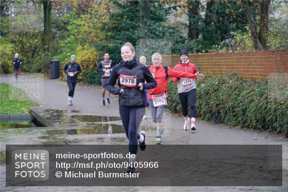 07.12.2025 - St. Pauli X-Mass-Run No. 15 Michael Burmester http://msf.ph/oto/9405966 07.12.2025 11:20:13 Laufen 2978, 2199, 1318 meine-sportfotos.de