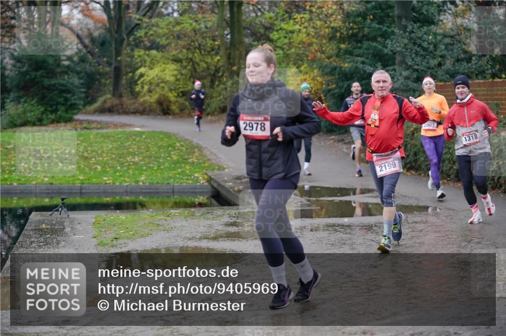 07.12.2025 - St. Pauli X-Mass-Run No. 15 Michael Burmester http://msf.ph/oto/9405969 07.12.2025 11:20:13 Laufen 2978, 2199, 2907, 1318 meine-sportfotos.de