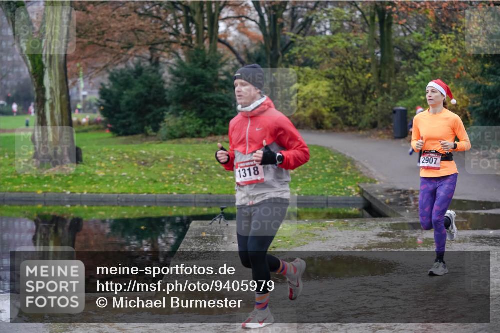 07.12.2025 - St. Pauli X-Mass-Run No. 15 Michael Burmester http://msf.ph/oto/9405979 07.12.2025 11:20:16 Laufen 1318, 2907 meine-sportfotos.de