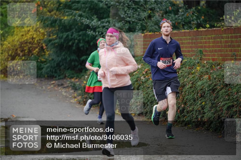 07.12.2025 - St. Pauli X-Mass-Run No. 15 Michael Burmester http://msf.ph/oto/9406035 07.12.2025 11:20:44 Laufen 5, 3826 meine-sportfotos.de