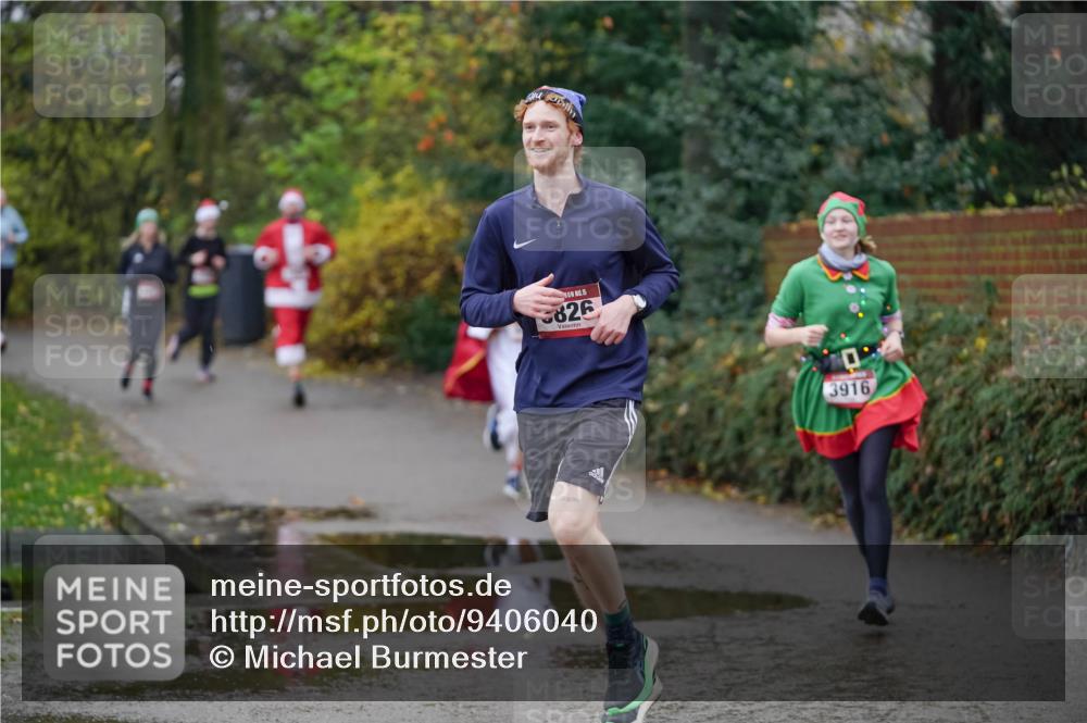 07.12.2025 - St. Pauli X-Mass-Run No. 15 Michael Burmester http://msf.ph/oto/9406040 07.12.2025 11:20:46 Laufen 15, 826, 3916 meine-sportfotos.de