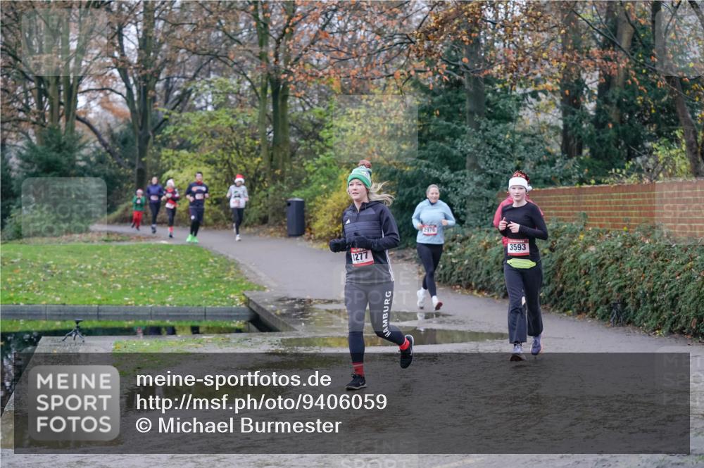 07.12.2025 - St. Pauli X-Mass-Run No. 15 Michael Burmester http://msf.ph/oto/9406059 07.12.2025 11:20:54 Laufen 1277, 3593 meine-sportfotos.de