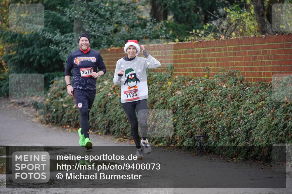 07.12.2025 - St. Pauli X-Mass-Run No. 15 Michael Burmester http://msf.ph/oto/9406073 07.12.2025 11:21:01 Laufen 3578, 1133 meine-sportfotos.de