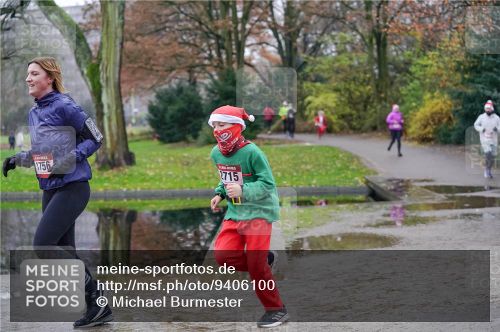 07.12.2025 - St. Pauli X-Mass-Run No. 15 Michael Burmester http://msf.ph/oto/9406100 07.12.2025 11:21:09 Laufen 1756, 2715 meine-sportfotos.de