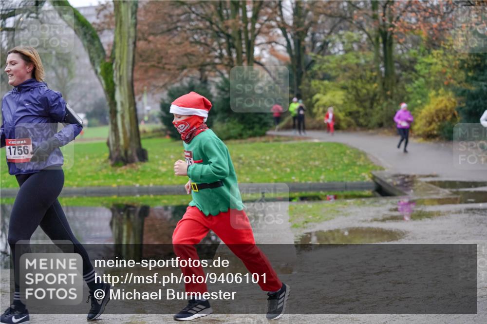 07.12.2025 - St. Pauli X-Mass-Run No. 15 Michael Burmester http://msf.ph/oto/9406101 07.12.2025 11:21:09 Laufen 1756 meine-sportfotos.de