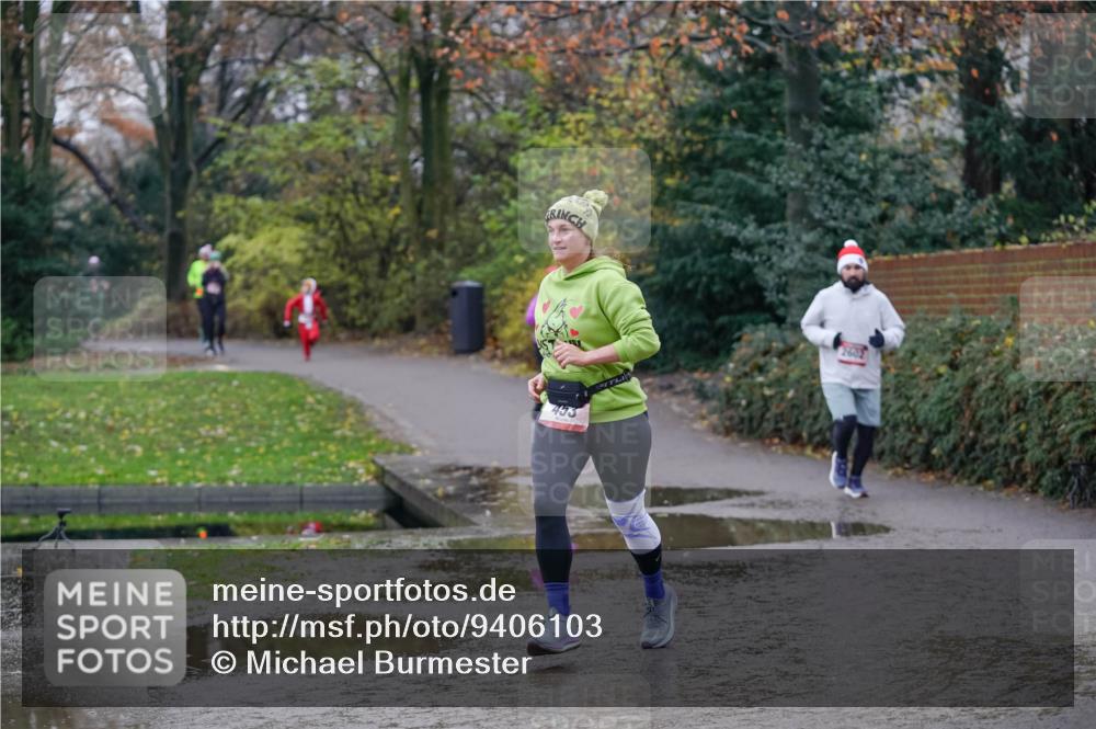 07.12.2025 - St. Pauli X-Mass-Run No. 15 Michael Burmester http://msf.ph/oto/9406103 07.12.2025 11:21:10 Laufen 43, 2602 meine-sportfotos.de