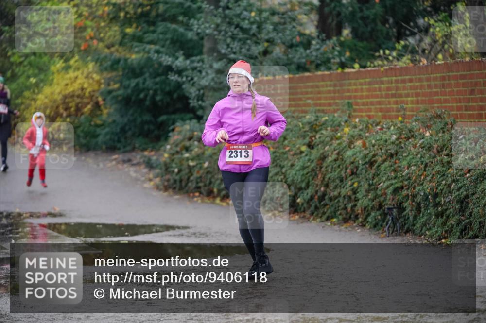 07.12.2025 - St. Pauli X-Mass-Run No. 15 Michael Burmester http://msf.ph/oto/9406118 07.12.2025 11:21:16 Laufen 15, 2313 meine-sportfotos.de