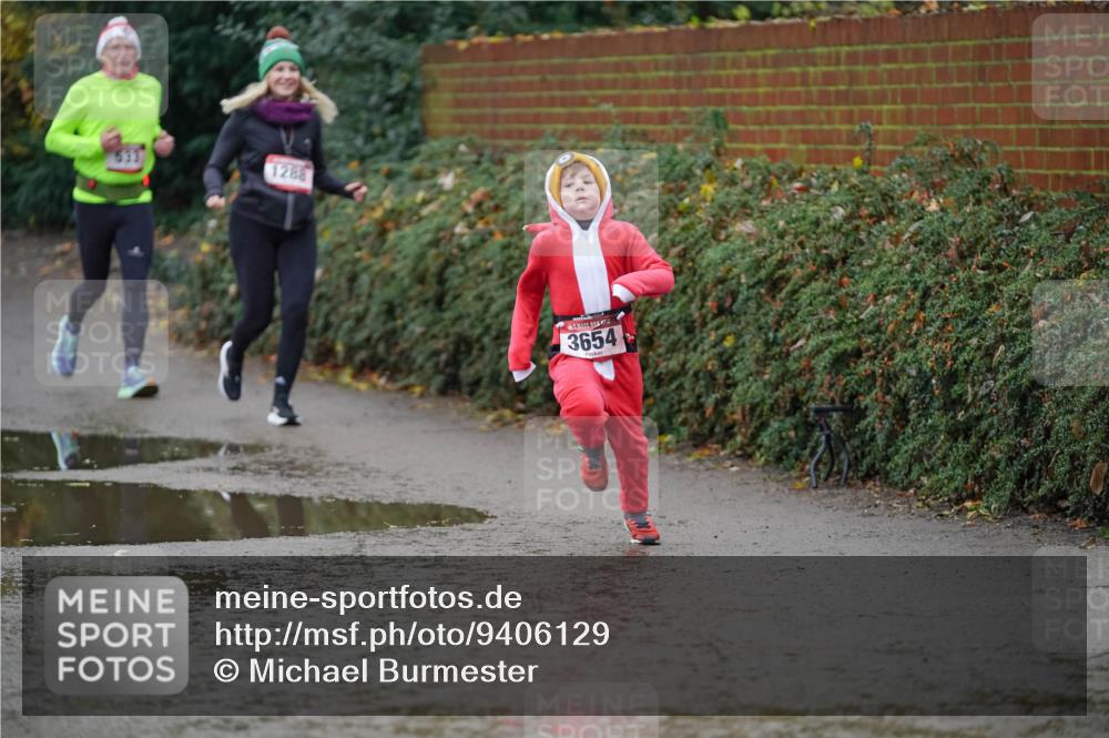 07.12.2025 - St. Pauli X-Mass-Run No. 15 Michael Burmester http://msf.ph/oto/9406129 07.12.2025 11:21:20 Laufen 1288, 3654 meine-sportfotos.de