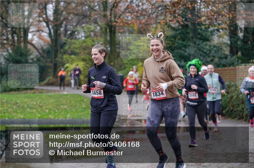 07.12.2025 - St. Pauli X-Mass-Run No. 15 Michael Burmester http://msf.ph/oto/9406168 07.12.2025 11:21:31 Laufen 15, 1658, 1834, 3592 meine-sportfotos.de