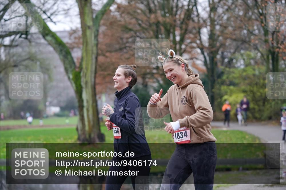 07.12.2025 - St. Pauli X-Mass-Run No. 15 Michael Burmester http://msf.ph/oto/9406174 07.12.2025 11:21:31 Laufen 58, 15, 1834 meine-sportfotos.de