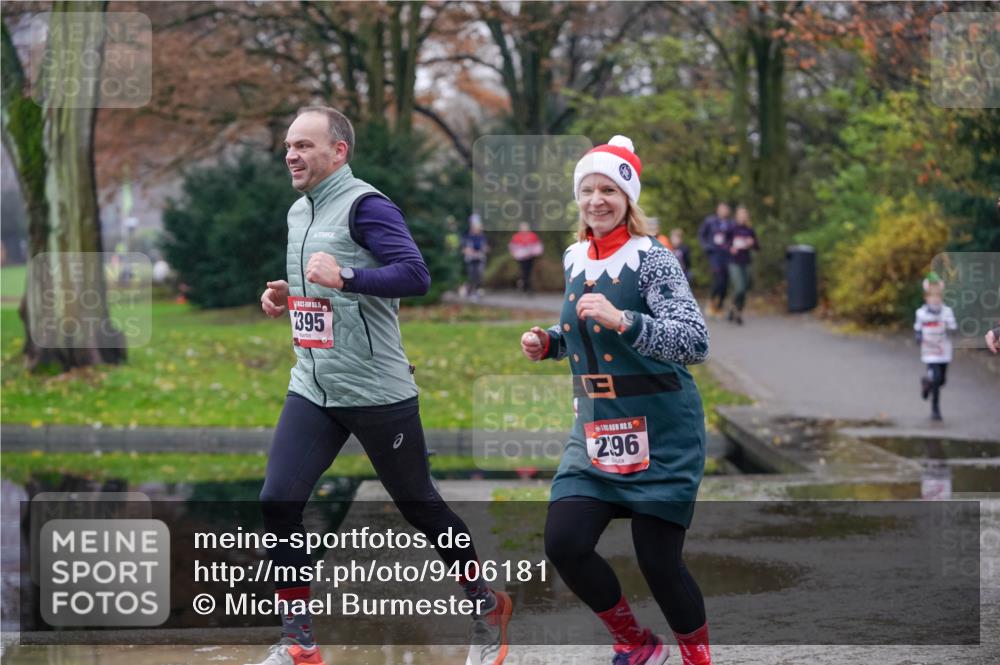 07.12.2025 - St. Pauli X-Mass-Run No. 15 Michael Burmester http://msf.ph/oto/9406181 07.12.2025 11:21:33 Laufen 395, 15, 2, 96 meine-sportfotos.de