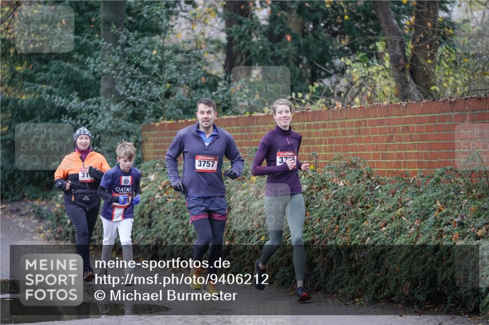 07.12.2025 - St. Pauli X-Mass-Run No. 15 Michael Burmester http://msf.ph/oto/9406212 07.12.2025 11:21:41 Laufen 31, 3757, 325 meine-sportfotos.de